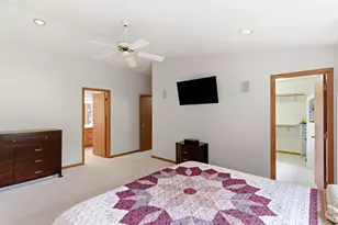 2112 Parkwood Hills Dr NE, Rochester, MN 55906 - Photo 27