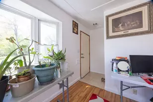 541 Hoyt Ave E, Saint Paul, MN 55130 - Photo 3