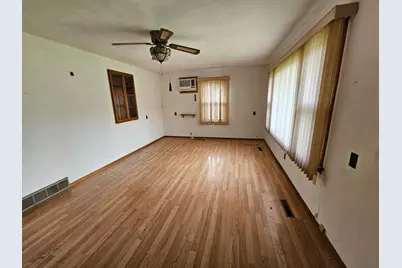 515 1st Street W, Hunter, ND 58048 - Photo 5