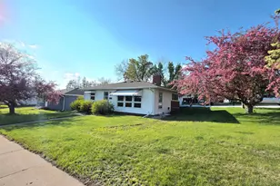 420 James St, Detroit Lakes, MN 56501 - Photo 1