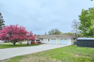 420 James St, Detroit Lakes, MN 56501 - Photo 1