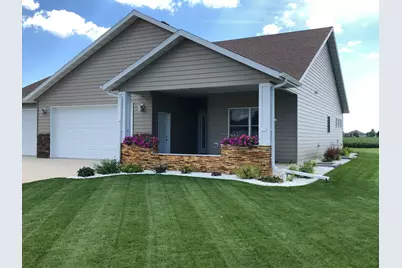 647 43 1/2 Avenue S, Moorhead, MN 56560 - Photo 1