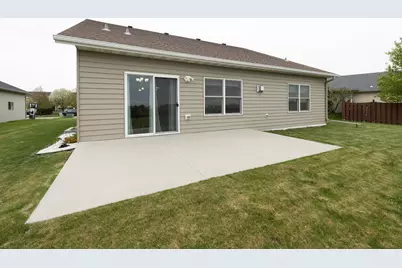 647 43 1/2 Avenue S, Moorhead, MN 56560 - Photo 47