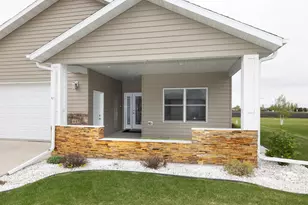647 43 1/2 Ave S, Moorhead, MN 56560 - Photo 5