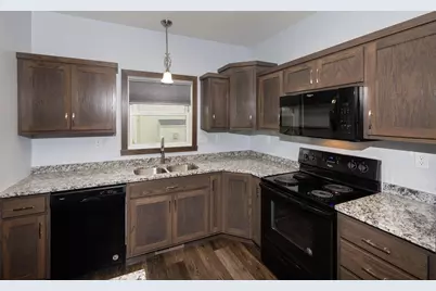 647 43 1/2 Avenue S, Moorhead, MN 56560 - Photo 17