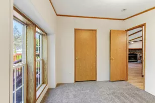 426 Railroad Ave, Ellsworth, WI 54011 - Photo 15
