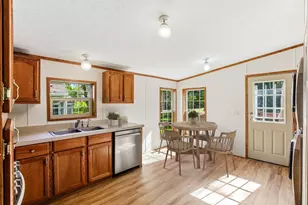 426 Railroad Ave, Ellsworth, WI 54011 - Photo 9