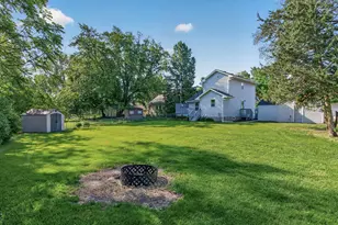 61 Circle Dr, Circle Pines, MN 55014 - Photo 9