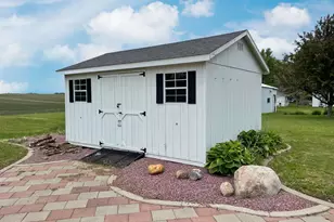 109 White St N, Comfrey, MN 56019 - Photo 3