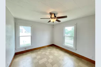 109 White Street N, Comfrey, MN 56019 - Photo 27