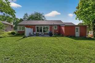 1068 Summit Ave, South Saint Paul, MN 55075 - Photo 31