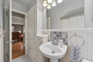 1068 Summit Ave, South Saint Paul, MN 55075 - Photo 21