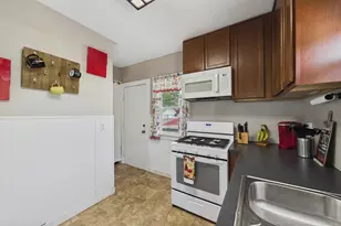 3859 Bryant Ave N, Minneapolis, MN 55412 - Photo 13