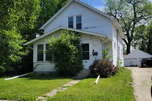 712 8th Ave SE, Rochester, MN 55904 - Photo 1