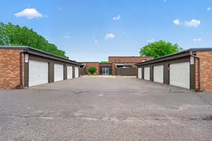 350 Oakwood Dr, New Brighton, MN 55112 - Photo 25
