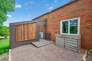 350 Oakwood Dr, New Brighton, MN 55112 - Photo 23
