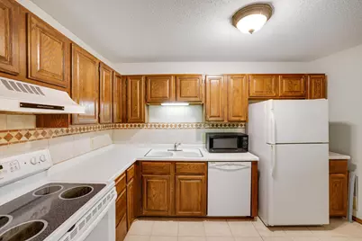 10441 Greenbrier Road #311, Minnetonka, MN 55305 - Photo 3