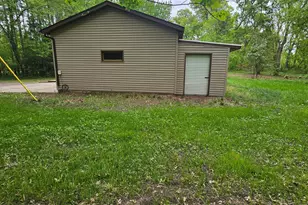 8842 288th Ln NE, North Branch, MN 55056 - Photo 5