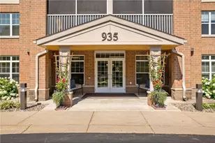 935 Ferndale St N, Maplewood, MN 55119 - Photo 1