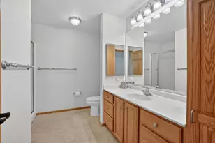 935 Ferndale St N, Maplewood, MN 55119 - Photo 17