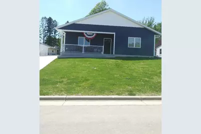 916 E Main Street, Caledonia, MN 55921 - Photo 3