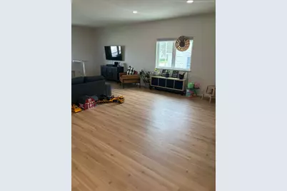 916 E Main Street, Caledonia, MN 55921 - Photo 11