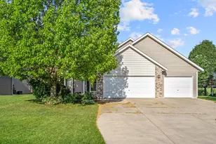 2012 Sunny View Ln, Northfield, MN 55057 - Photo 1