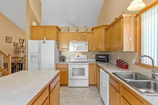 2012 Sunny View Ln, Northfield, MN 55057 - Photo 13