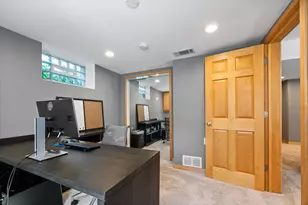 2101 Regent Ave N, Golden Valley, MN 55422 - Photo 23