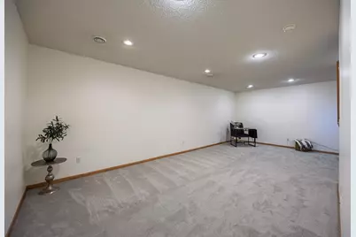 15066 Dundee Avenue, Apple Valley, MN 55124 - Photo 27