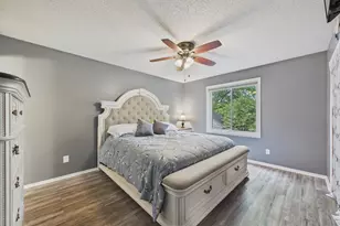 2208 Grimm Rd, Chaska, MN 55318 - Photo 11
