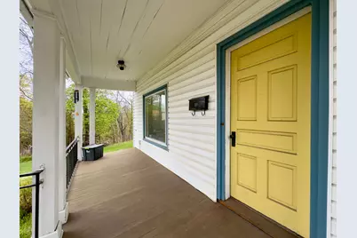 27 S 21st Avenue E, Duluth, MN 55812 - Photo 7