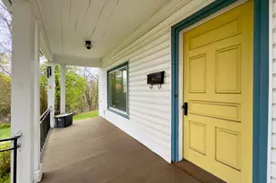 27 S 21st Ave E, Duluth, MN 55812 - Photo 7