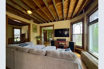 27 S 21st Avenue E, Duluth, MN 55812 - Photo 9