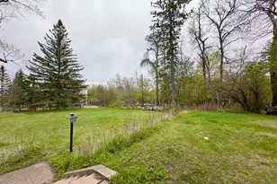27 S 21st Ave E, Duluth, MN 55812 - Photo 5