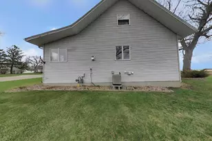 159 1st Ave S, Wood Lake, MN 56297 - Photo 19
