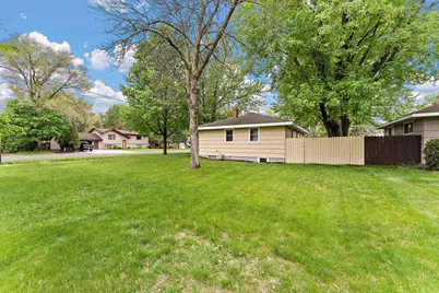 1691 4th Street, White Bear Lake, MN 55110 - Photo 5