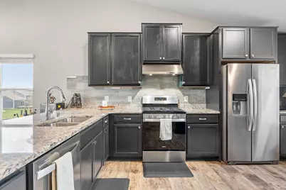 1989 Attenborough Street, Shakopee, MN 55379 - Photo 5