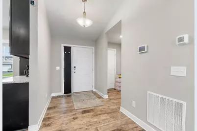 1989 Attenborough Street, Shakopee, MN 55379 - Photo 3