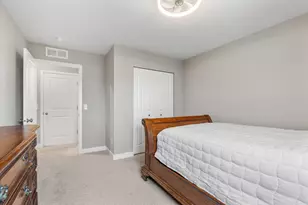 1989 Attenborough St, Shakopee, MN 55379 - Photo 17