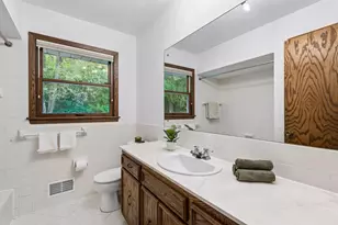 2460 Kewanee Way, Golden Valley, MN 55422 - Photo 37
