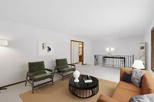 2460 Kewanee Way, Golden Valley, MN 55422 - Photo 13