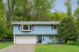 2460 Kewanee Way, Golden Valley, MN 55422 - Photo 1