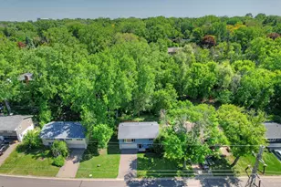 2460 Kewanee Way, Golden Valley, MN 55422 - Photo 65