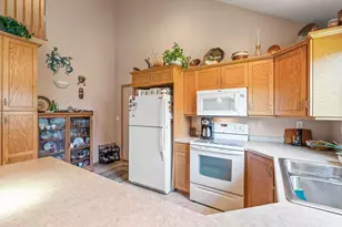 238 15th Ave N, Fargo, ND 58102 - Photo 9