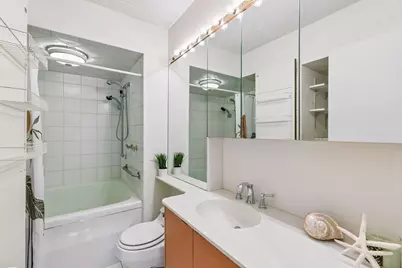 2485 Londin Lane E #323, Maplewood, MN 55119 - Photo 21