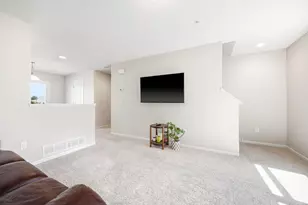 3115 Clover Ridge Dr, Chaska, MN 55318 - Photo 7