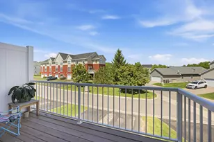 3115 Clover Ridge Dr, Chaska, MN 55318 - Photo 9