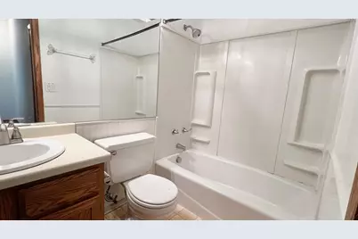2104 E 22nd Street, Minneapolis, MN 55404 - Photo 5