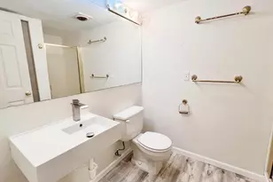 2104 E 22nd St, Minneapolis, MN 55404 - Photo 13